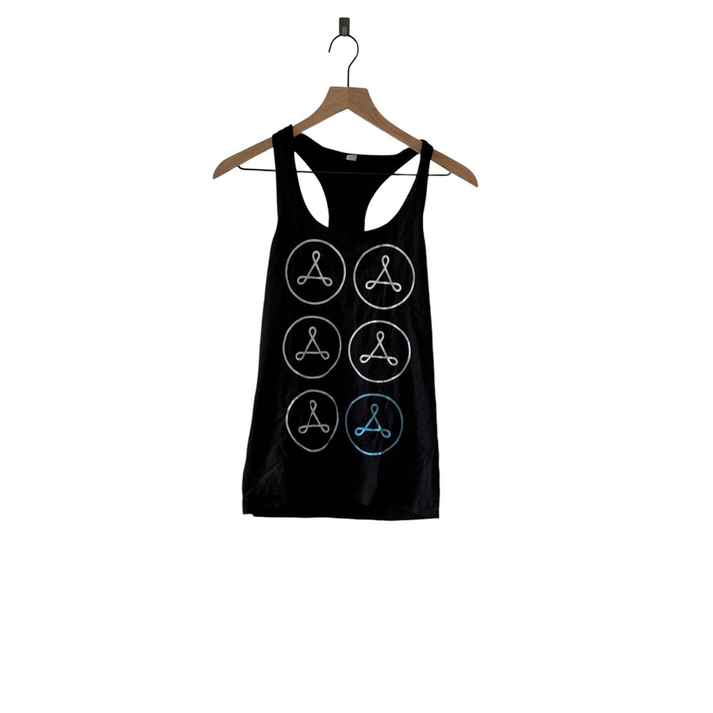 Lululemon Black Tank‎ in size 6